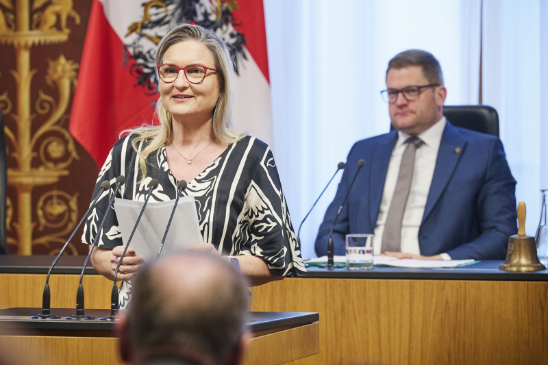 Am Rednerinnenpult Bundesrätin Claudia Hauschildt-Buschberger (GRÜNE)