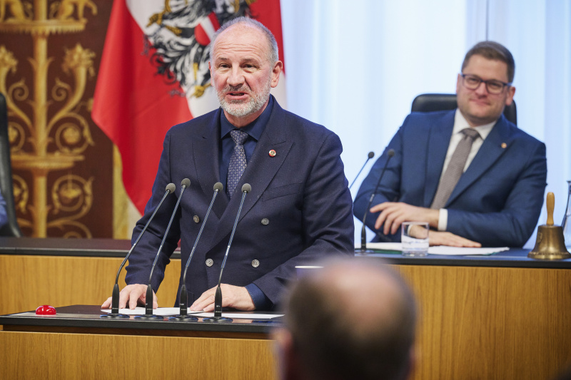 Am Rednerpult Bundesrat Peter Samt (FPÖ)