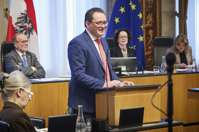 Am Rednerpult Landwirtschaftsminister Norbert Totschnig (ÖVP)
