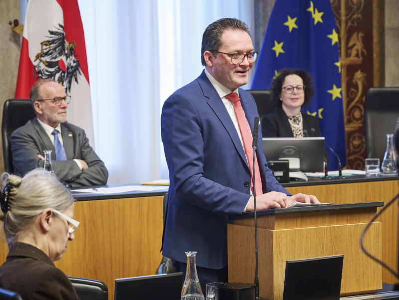 Am Rednerpult Landwirtschaftsminister Norbert Totschnig (ÖVP)