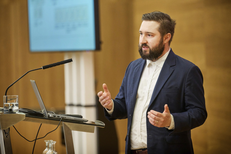 Kurzpräsentation und Showcases. Open Data Beauftragter Simon Hofer