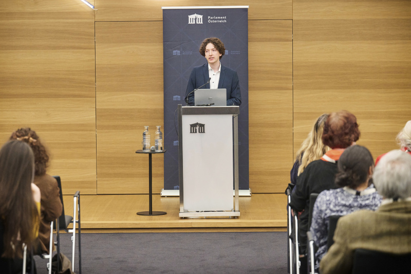 Kurzpräsentation und Showcases. Daniel Bliem vom Institut für Staatswissenschaften, Universität Wien