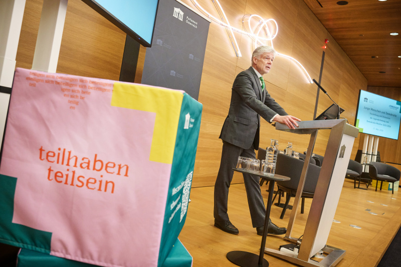 Eröffnungsworte Parlamentsdirektor Harald Dossi