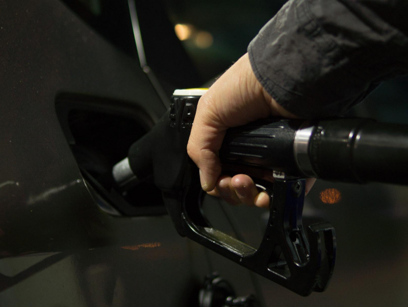 Tankvorgang an der Tankstelle