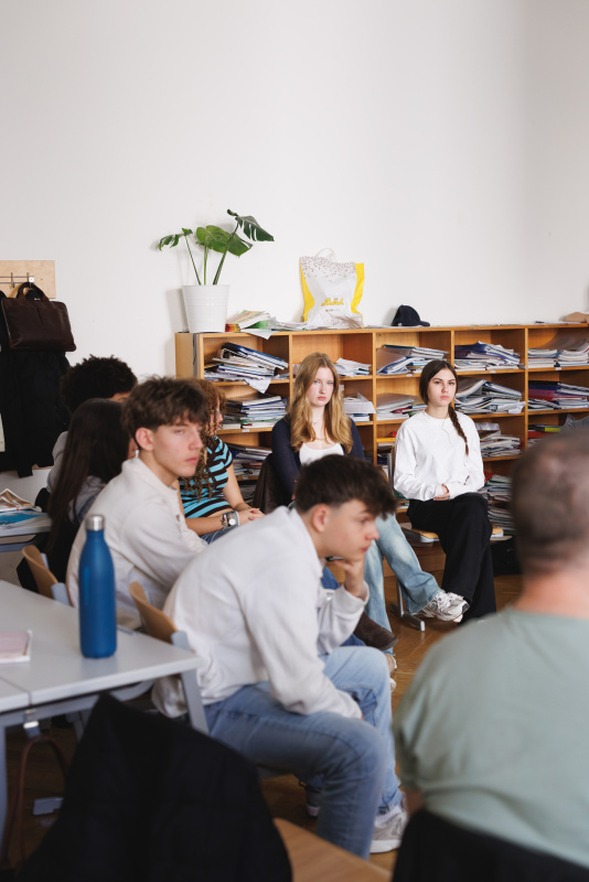 Schülerinnen und Schüler im Workshop