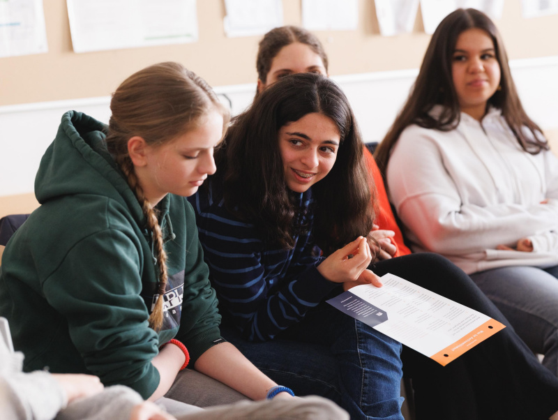 Schülerinnen im Workshop