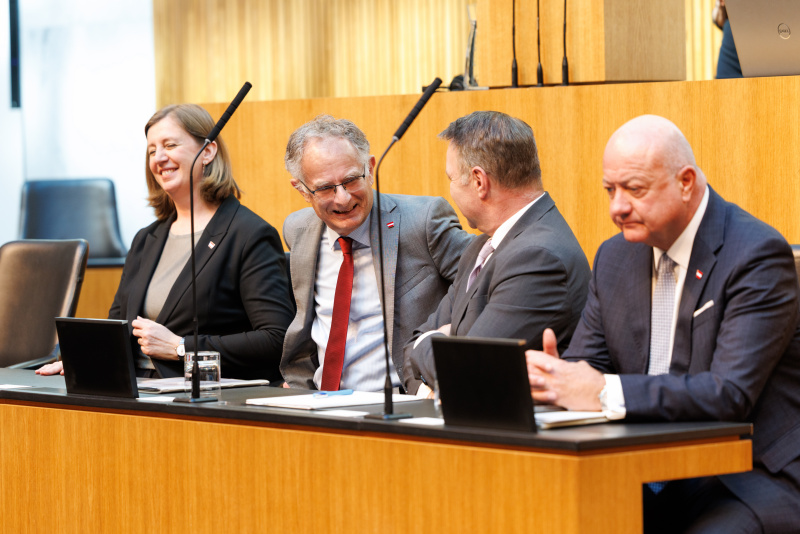 Stimmungsbilder vor der Sitzung