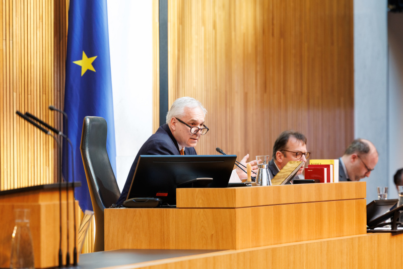 Nationalratspräsident Walter Rosenkranz (FPÖ) am Präsidium