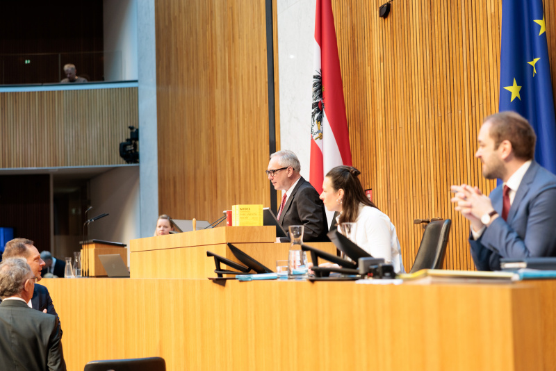 Eindrücke vor Beginn der Sitzung. Nationalratspräsident Walter Rosenkranz (FPÖ) am Präsidium