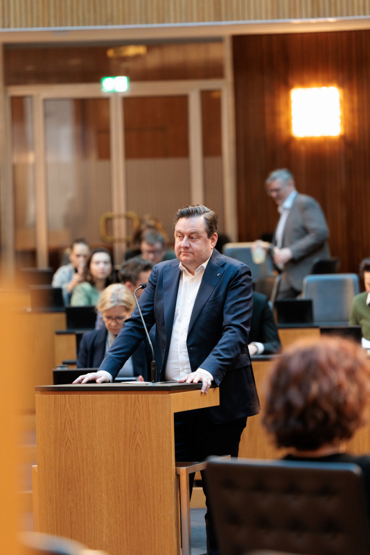 Am Wort: Nationalratsabgeordneter Kurt Egger (ÖVP)