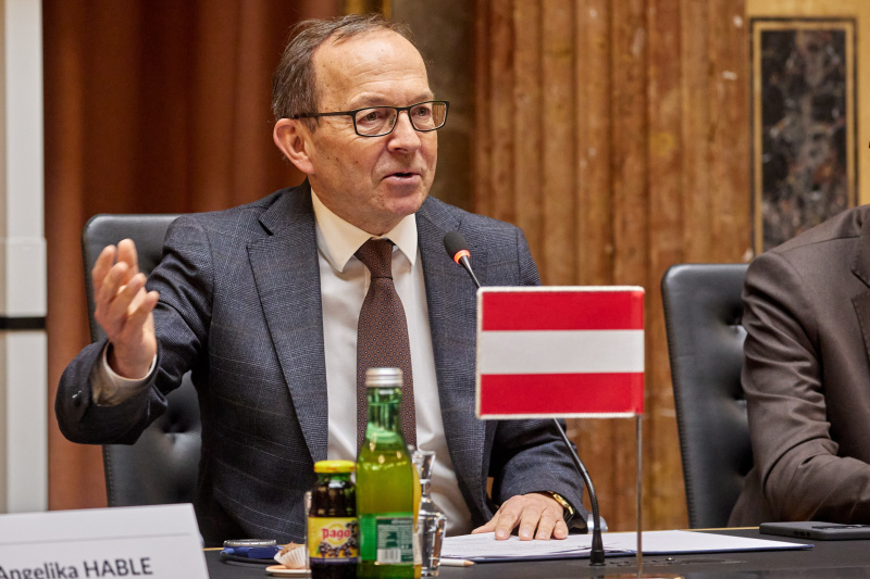 Arbeitsgespräch. Österreichische Delegation unter der Leitung des Zweiten Nationalratspräsidenten Peter Haubner (ÖVP)