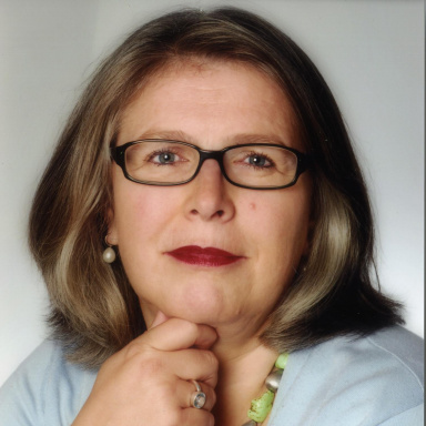 Portraitfoto von Mag. Terezija Stoisits