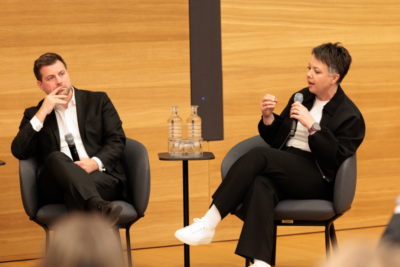 Interviewrunde mit den Bereichssprecherinnen und Bereichssprechern für Volksgruppen der Parlamentsfraktionen. Am Wort Nationalratsabgeordnete