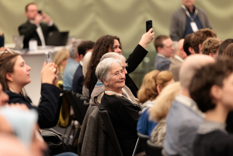 Veranstaltungsteilnehmerinnen und -teilnehmer