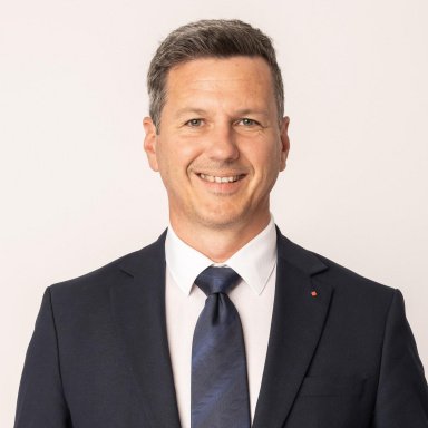 Portraitfoto von Ing. Daniel Fellner