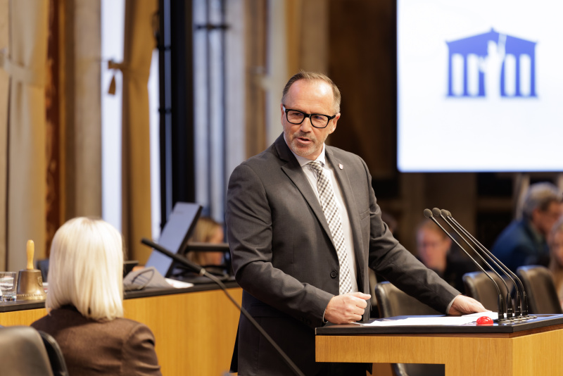 Am Rednerpult: Bundesrat Günter Pröller (FPÖ)