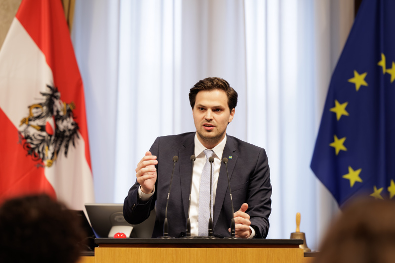 Am Rednerpult: Bundesrat Sebastian Stark (ÖVP)