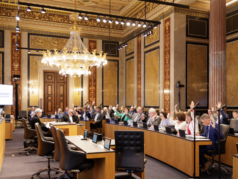 Blick Richtung Bundesratsmitglieder