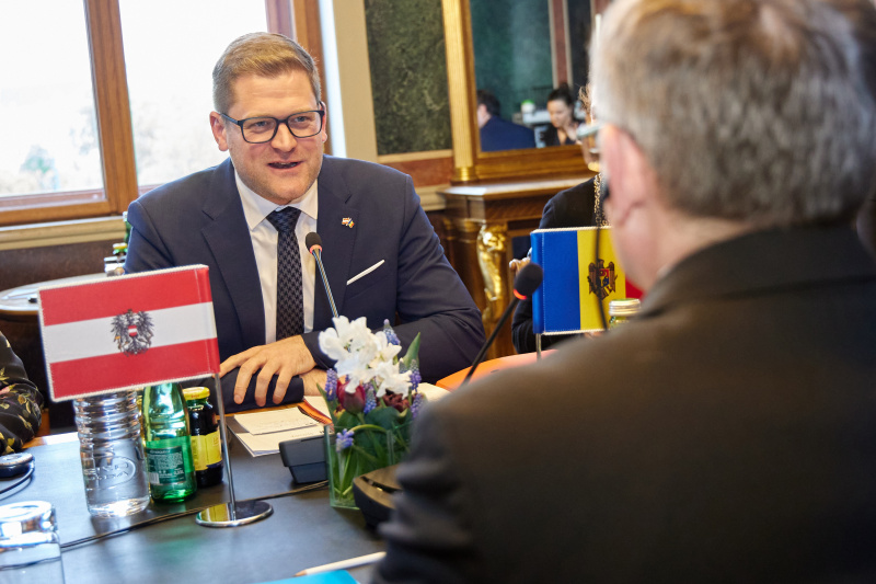 Arbeitsgespräch. Österreichische Delegation unter der Leitung des Bundesratspräsidenten Markus Stotter (ÖVP)