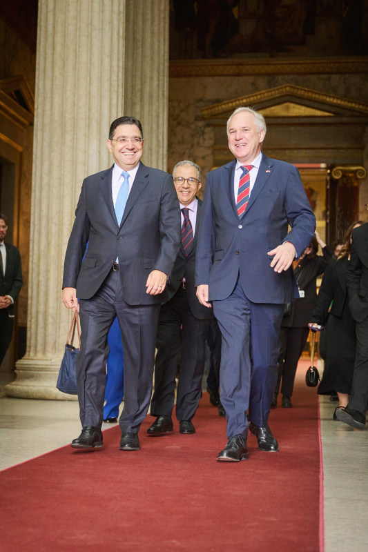 Von links: Außenminister des Königreichs Marokko Nasser Bourita, Nationalratspräsident Walter Rosenkranz (FPÖ)