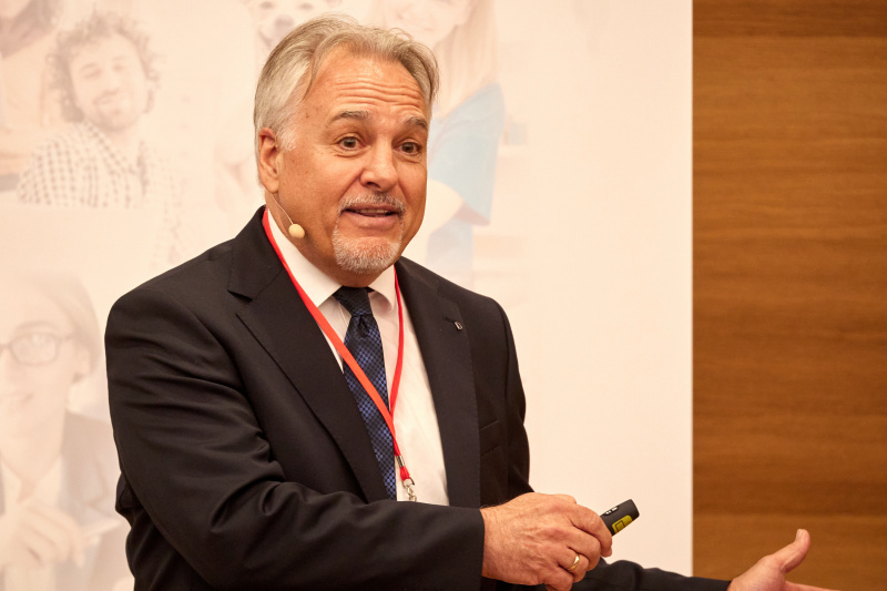 Hauptreferat. Freie Berufe: Für die wirklich wichtigen Dinge im Leben - "Wir wissen, wie’s geht!“ Patentanwalt und Präsident der Bundeskonferenz der Freien Berufe Österreichs (BUKO) Daniel Alge