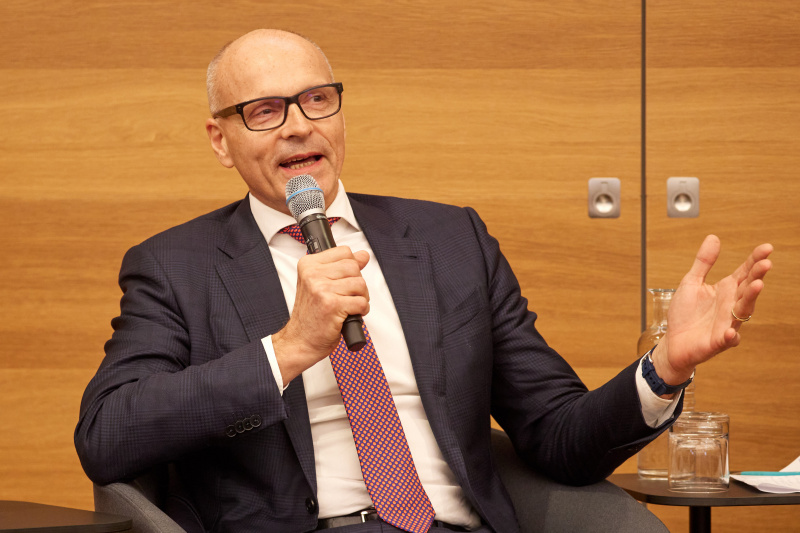 Podiumsgespräch mit Vertreterinnen und Vertretern der fünf Parlamentsklubs. Nationalratsabgeordneter Harald Stefan (FPÖ)