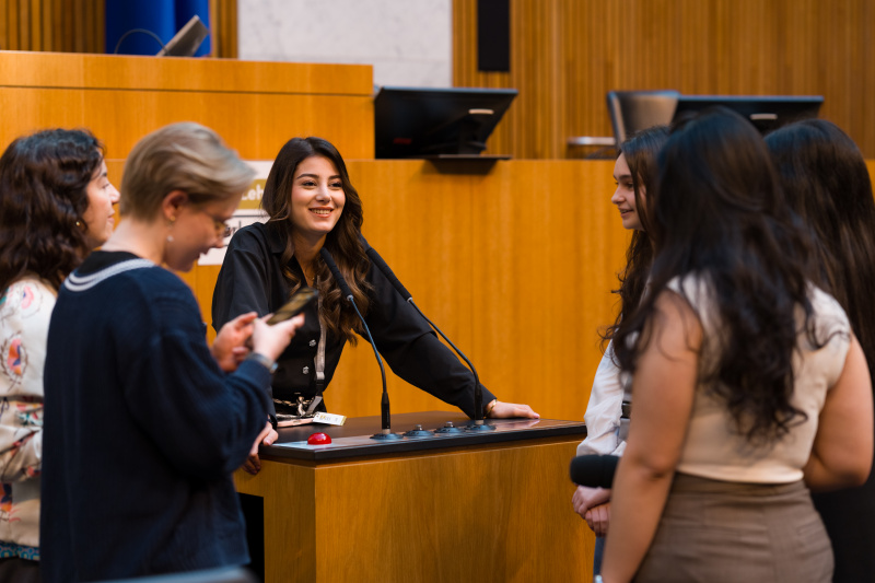 Lehrling-Social-Media-Team bei der Arbeit