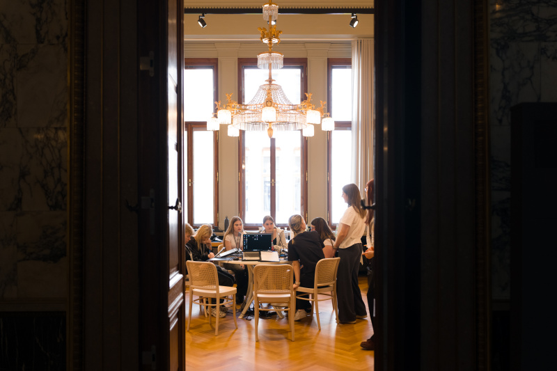 Lehrlingsreporterinnen bei der Arbeit