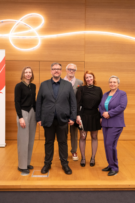 Gruppenfoto. Von links: Katharina Schell, Klaus Uhrig, Johannes Strohmayer, Barbara Kaufmann, Daniela Kraus