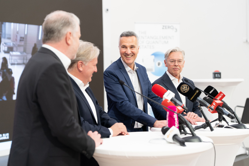 Von links: Rupert Ursin (CEO & Founder von zerothird, Harald Kräuter (Technischer Direktor ORF), Karl-Heinz Grundböck (Sprecher der Parlamentsdirektion), Michael Wagenhofer (CEO Big Blue Marble)