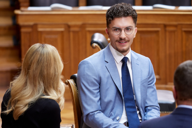 Podiumsgespräch. Gedenkdiener und Auslandsdiener des Jahres 2025 Österreichischer Auslandsdienst Noah Elias Jakovljević