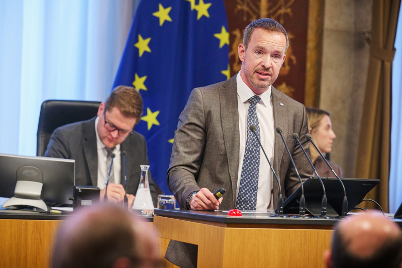 Panel 4: Expertinnen und Experten der Fraktionen. Geschäftsführer ecoplus Lukas Reutterer