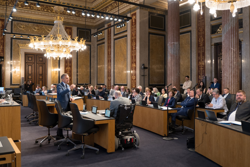 Am Wort Wirtschaftsminister Wolfgang Hattmannsdorfer (ÖVP)