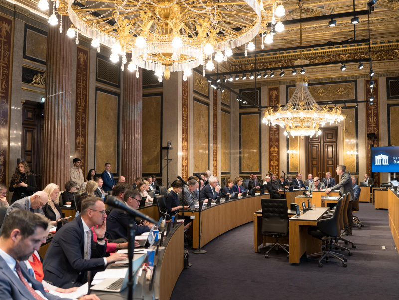 Am Wort Bundesrat Sebastian Forstner (SPÖ)