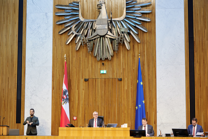 Nationalratspräsident Walter Rosenkranz (FPÖ) am Präsidium