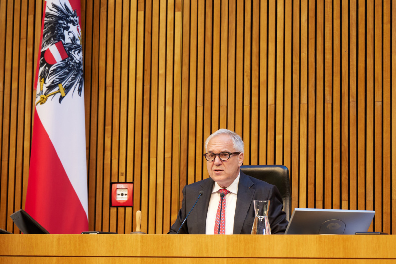 Nationalratspräsident Walter Rosenkranz (FPÖ) am Präsidium