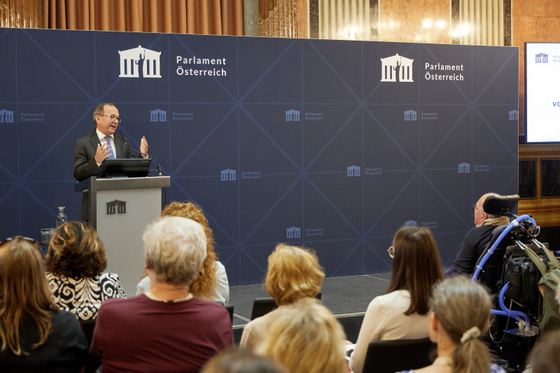 Eröffnungsworte Zweiter Nationalratspräsident Peter Haubner (ÖVP)