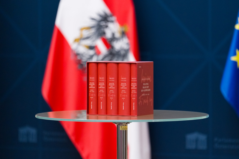 Das vorgestellte Buch von Heinz Fischer - Politik braucht ein Gewissen