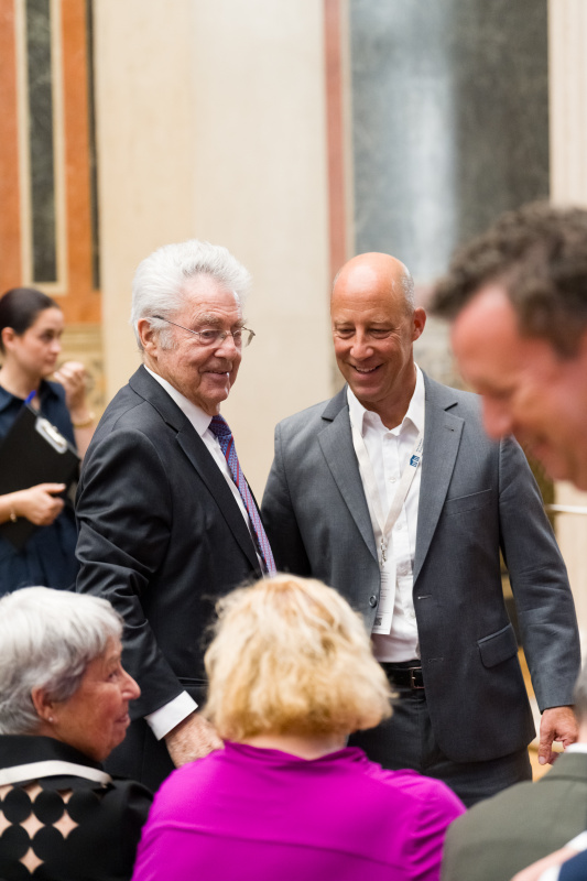 Bundespräsident a.D. und Präsident des Nationalrates a.D. Heinz Fischer mit seinem Sohn Philip