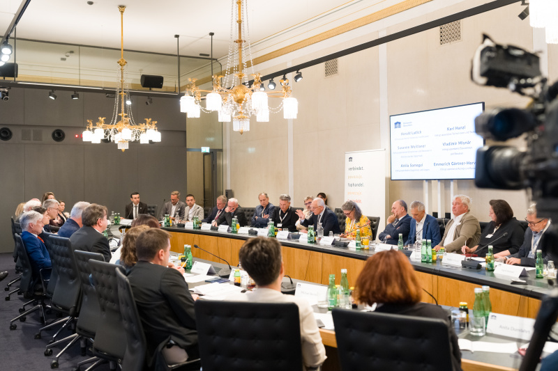 Veranstaltungsteilnehmerinnen und - teilnehmer