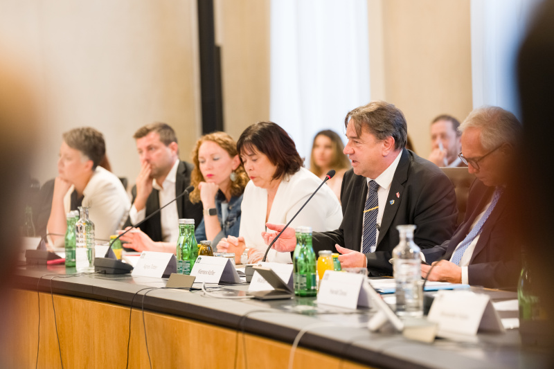 Statements der Bereichssprecherinnen und Bereichssprecher für Volksgruppen der Parlamentsfraktionen. Am Wort Bundesrat Klemens Kofler (FPÖ)