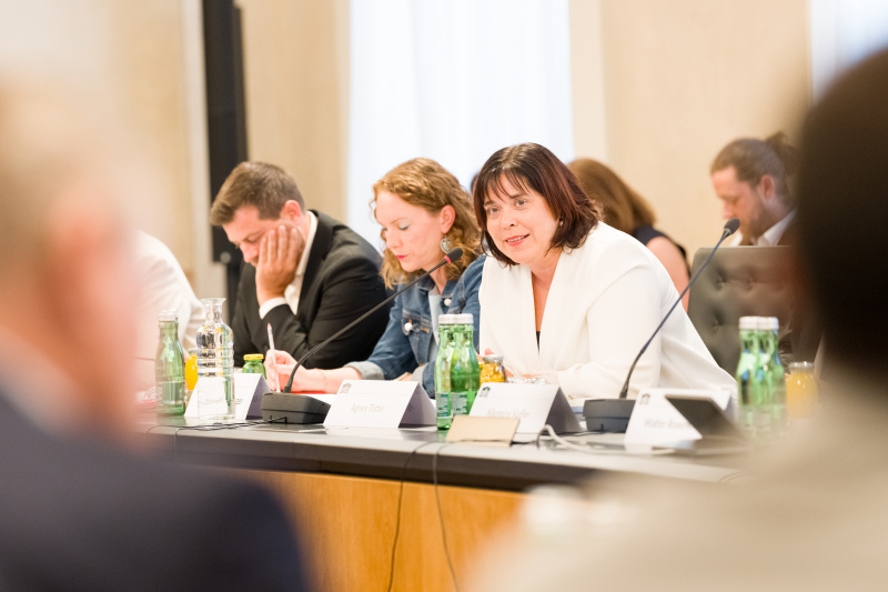 Statements der Bereichssprecherinnen und Bereichssprecher für Volksgruppen der Parlamentsfraktionen. Am Wort Nationalratsabgeordnete Agnes Totter (ÖVP)