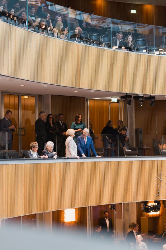 Besuch anlässlich der Budgetrede. Von links: Seniorenbundpräsidentin Ingrid Korosec, Bundespräsident a. D. Heinz Fischer, Rechnungshofpräsidentin Margit Kraker, Bundespräsident Alexander Van der Bellen