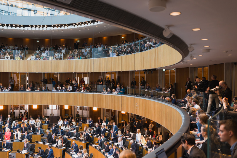 Blick ins Plenum vor Beginn der Sitzung