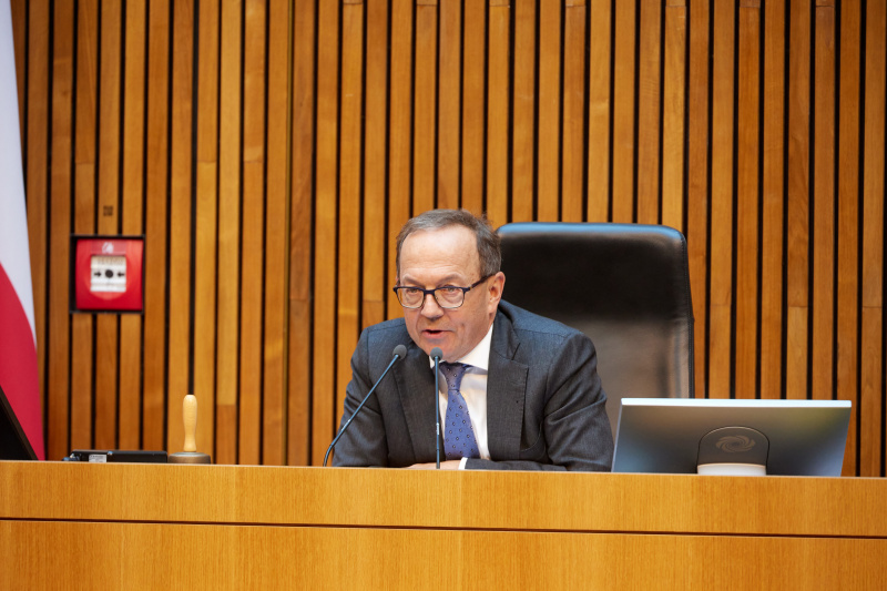 Zweiter Nationalratspräsident Peter Haubner (ÖVP) am Präsidium