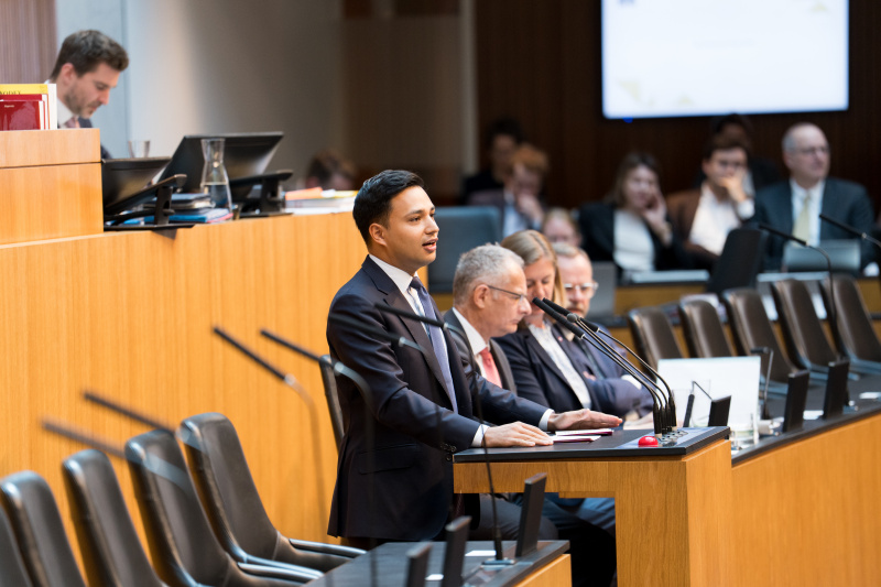Am Wort: Klubobmann Yannick Shetty (NEOS)