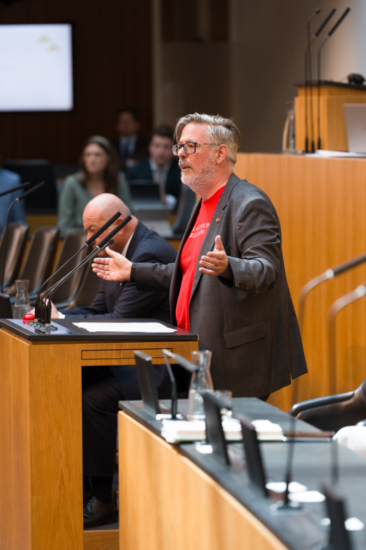 Am Wort. Nationalratsabgeordneter Ralph Schallmeiner (GRÜNE)