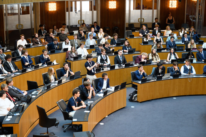 Blick ins Plenum. Veranstaltungsteilnehmerinnen und -teilnehmer