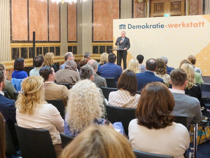 Ehrung der Schulen. Nationalratspräsident Walter Rosenkranz (FPÖ)