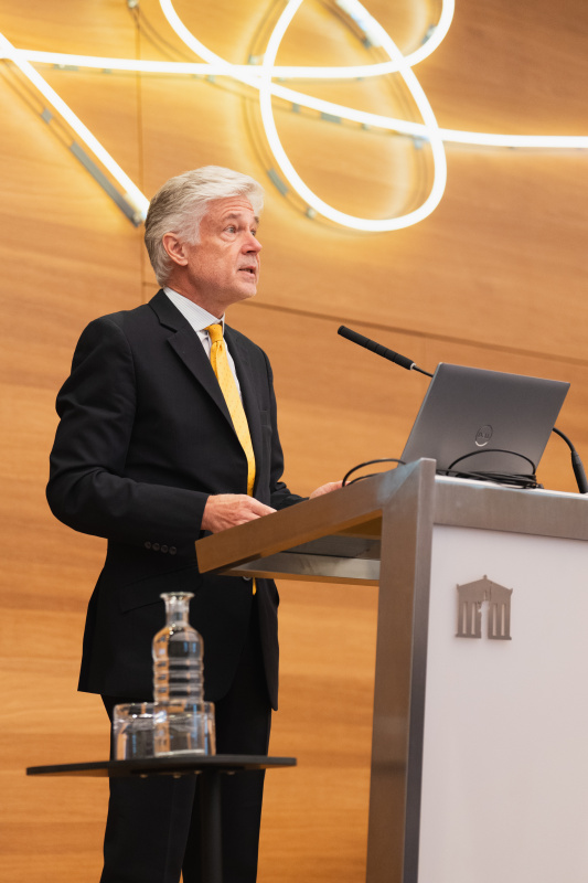 Welcome remarks. Secretary General of the Austrian Parliament Harald Dossi
